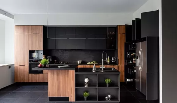 Коричневая кухня в Анапе