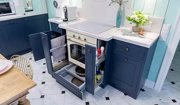 Синяя кухня в Твери