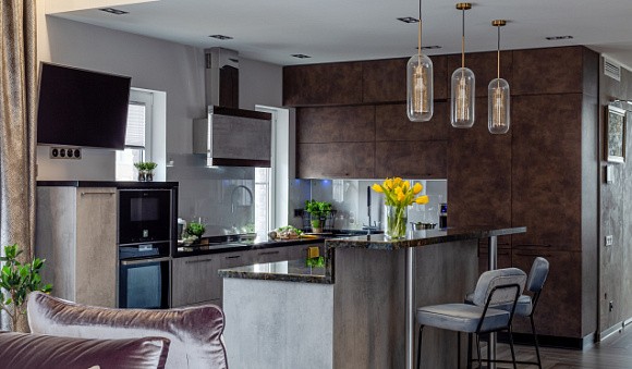 Кому подойдет П-образная кухня?