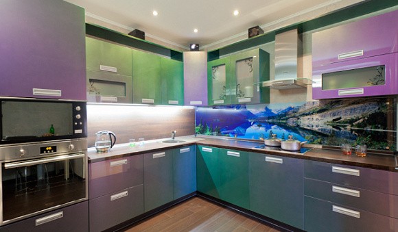 Фиолетовая кухня во Владивостоке