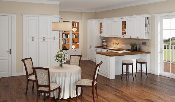 Светлая кухня в Мурманске