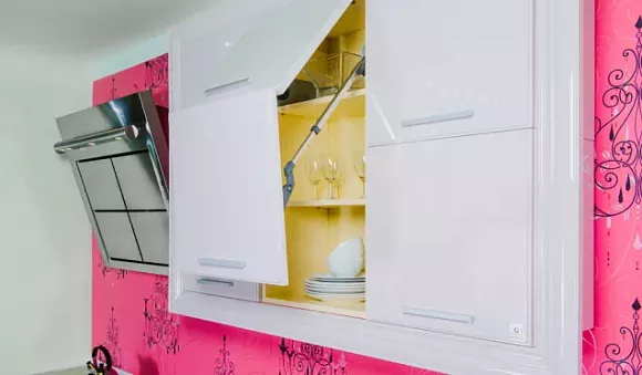 Фиолетовая кухня в Казани