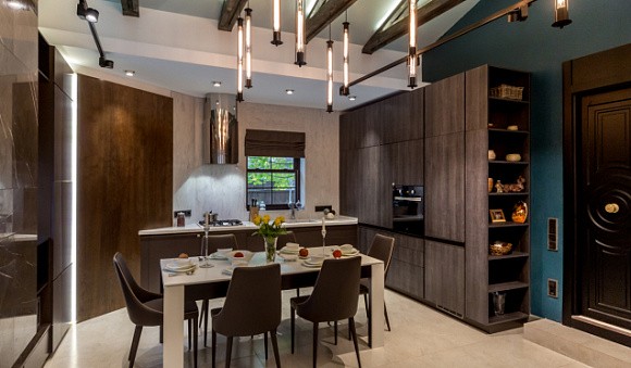 Коричневая кухня в Анапе