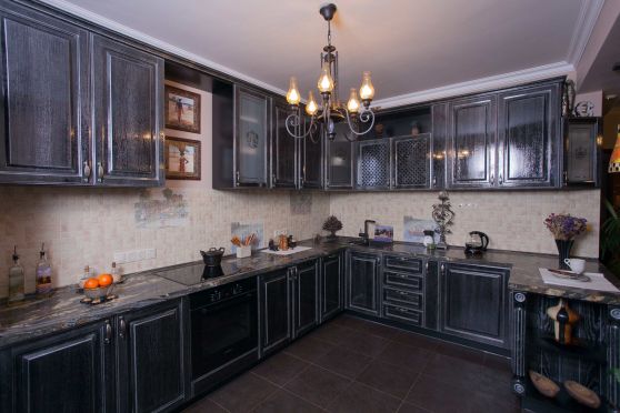 кухня из массива дерева